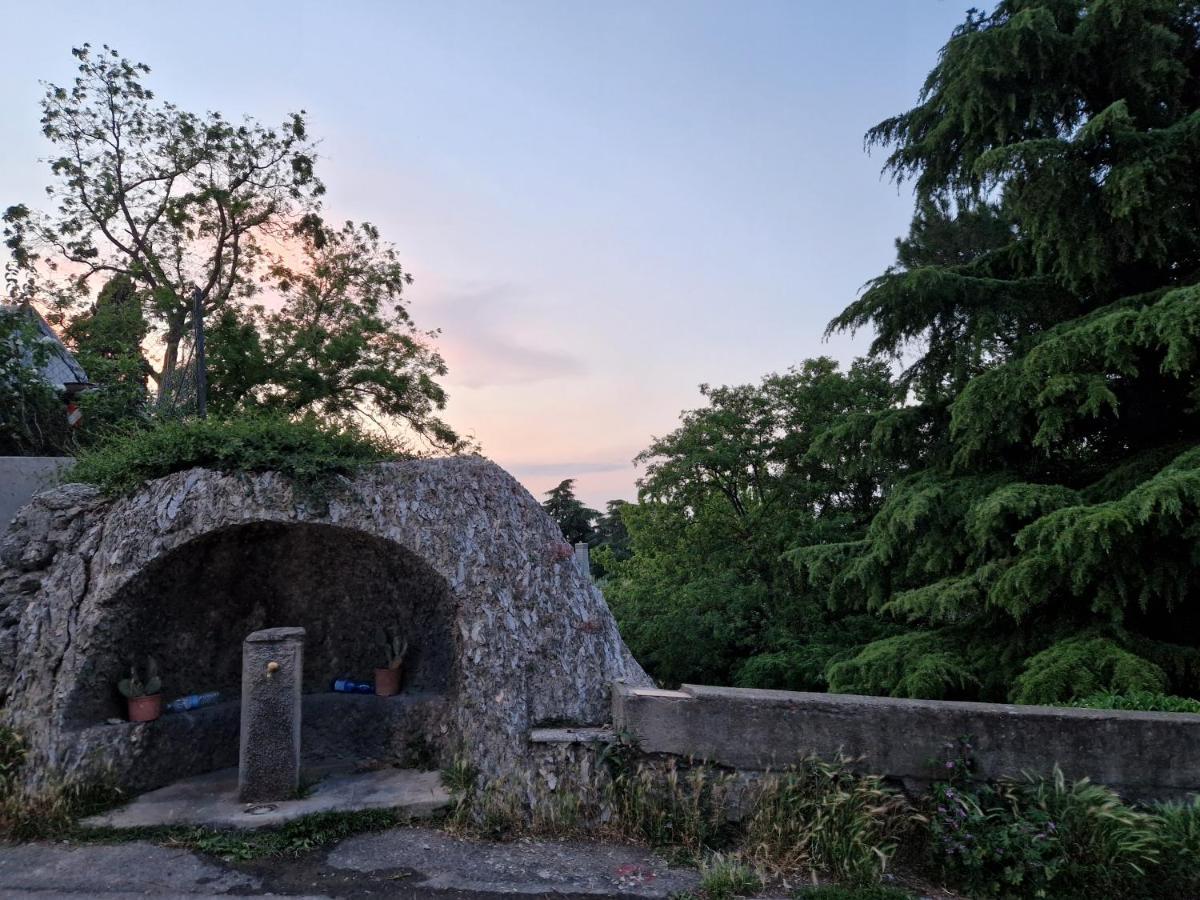 Lovely One-Bedroom Attic In An Ancient Village Μπολόνια Εξωτερικό φωτογραφία