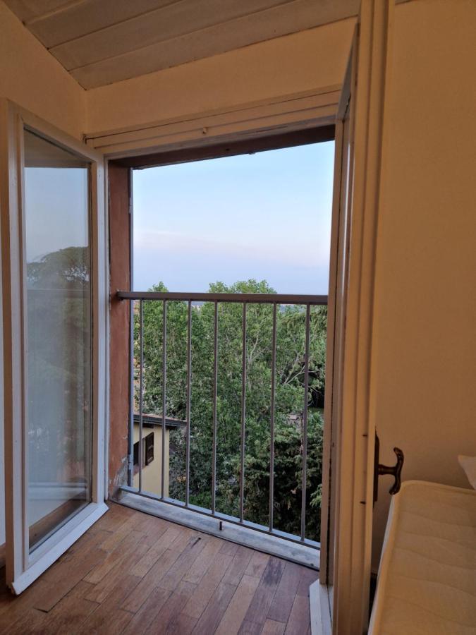 Lovely One-Bedroom Attic In An Ancient Village Μπολόνια Εξωτερικό φωτογραφία